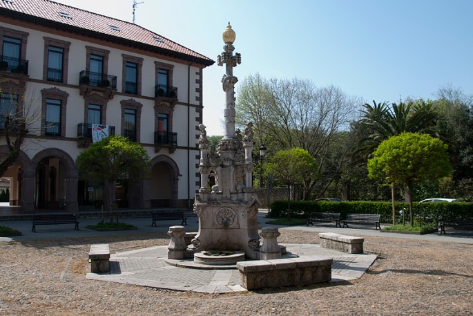 Fuente de los Tres Caos